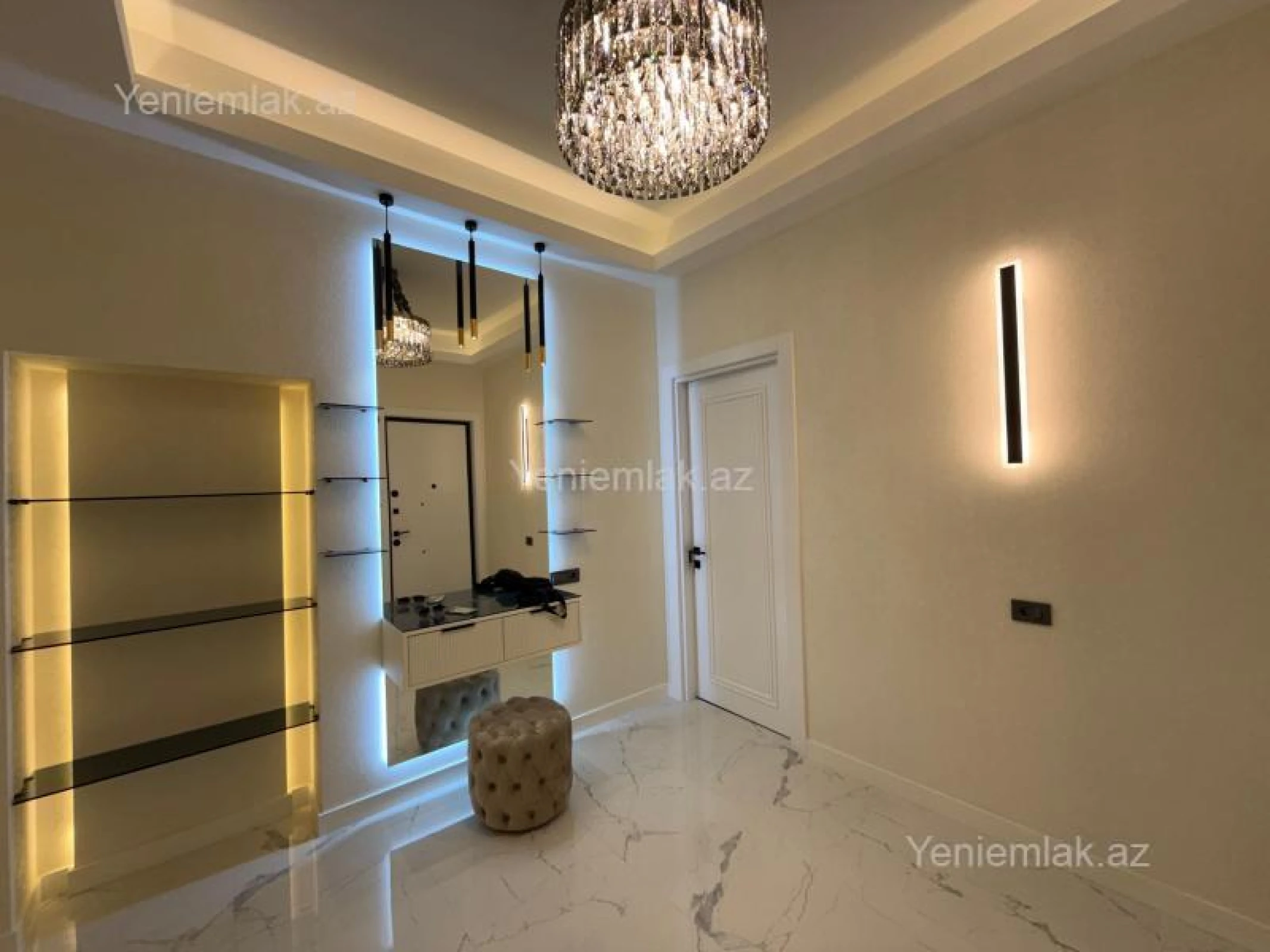 Satılır 4 otaqlı yeni tikili 195 m²