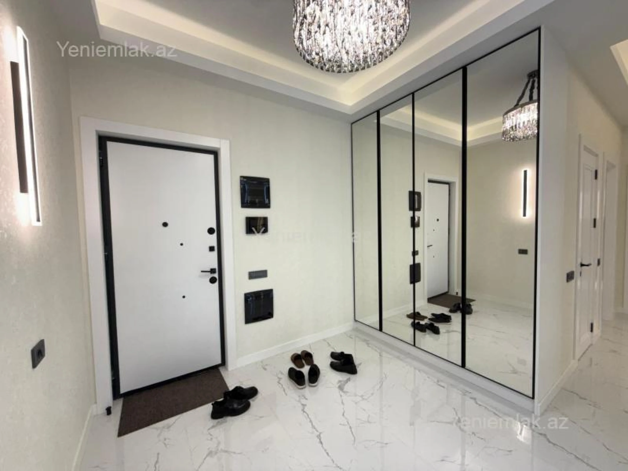 Satılır 4 otaqlı yeni tikili 195 m²