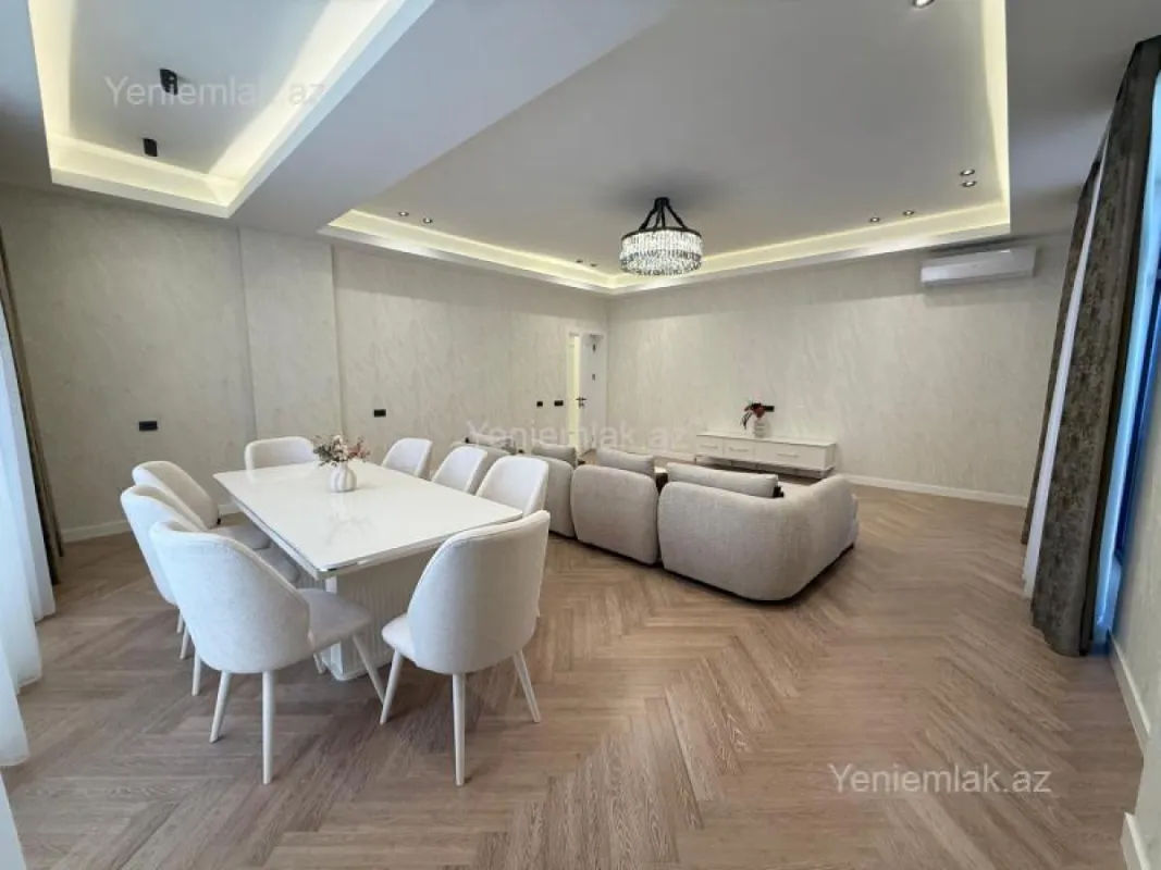 Satılır 4 otaqlı yeni tikili 195 m²