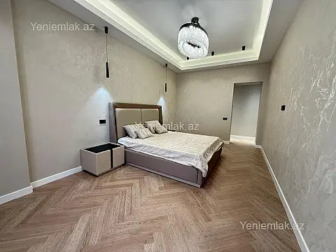 Satılır 4 otaqlı yeni tikili 195 m²