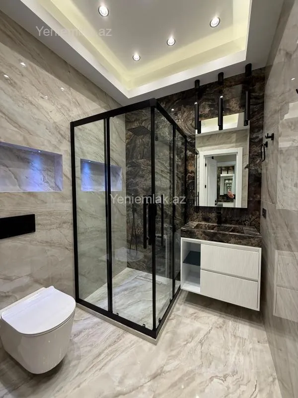 Satılır 4 otaqlı yeni tikili 195 m²