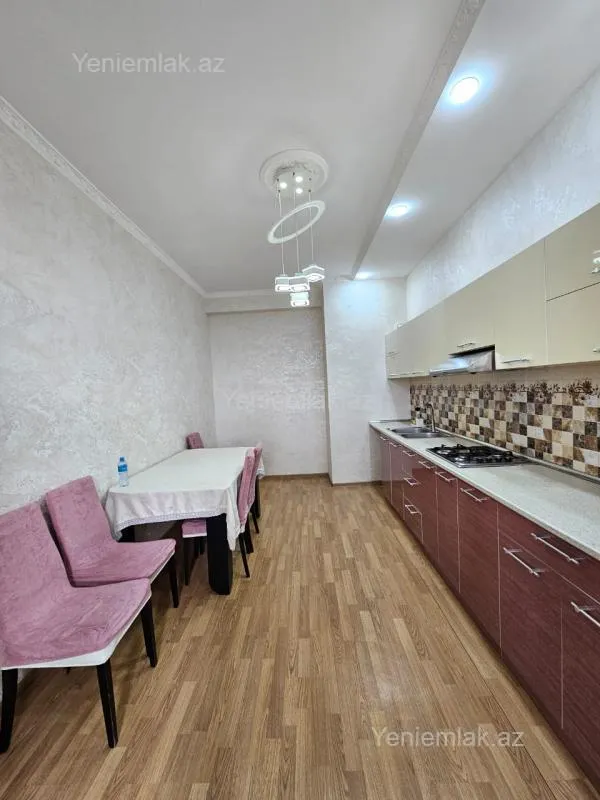 Satılır 3 otaqlı yeni tikili 83 m²