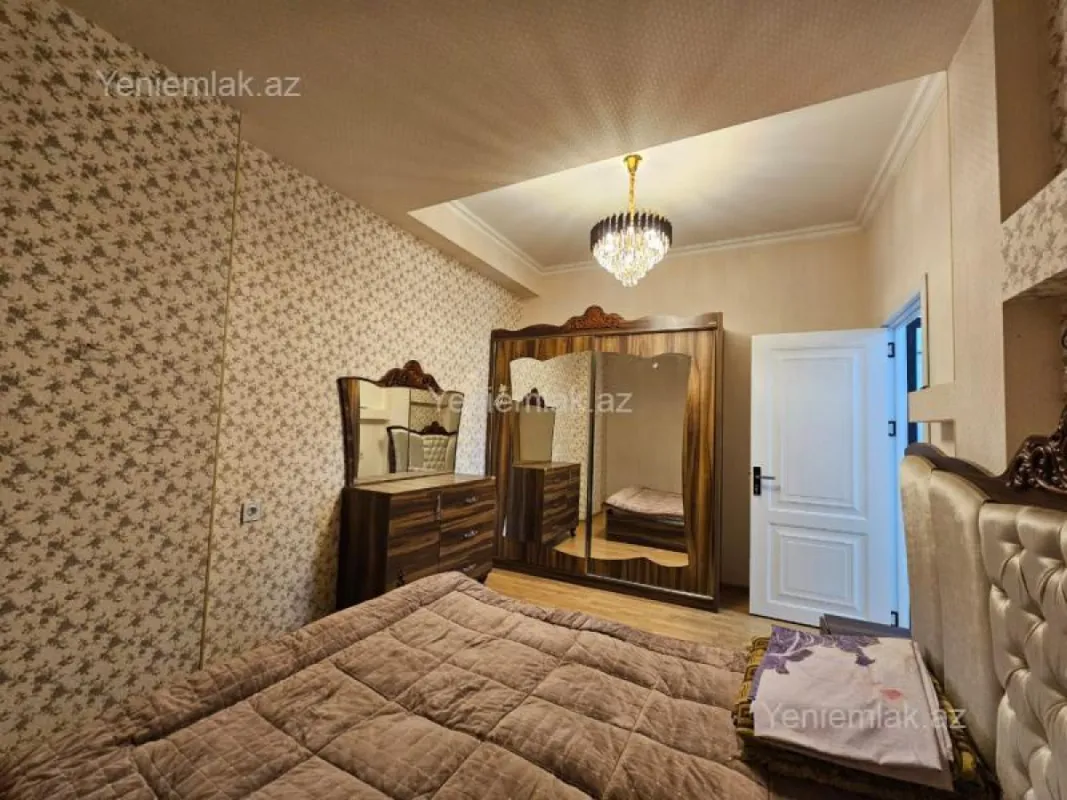 Satılır 3 otaqlı yeni tikili 83 m²