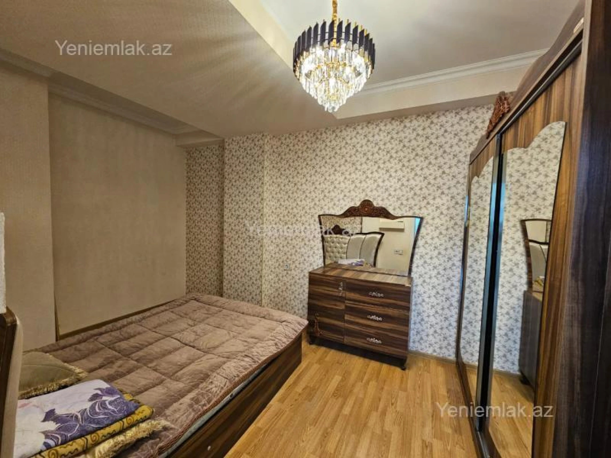 Satılır 3 otaqlı yeni tikili 83 m²