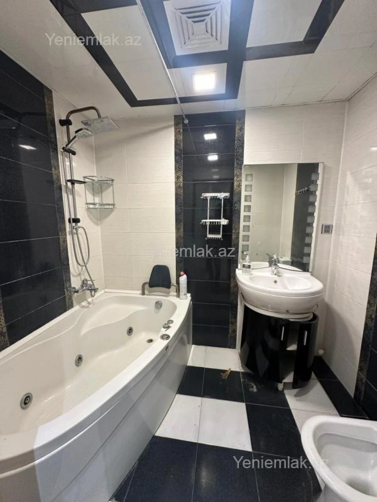 Satılır 2 otaqlı yeni tikili 90 m²