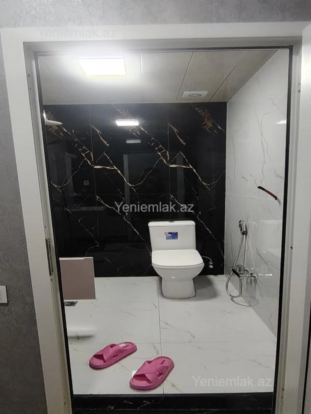 Satılır 2 otaqlı yeni tikili 31 m²