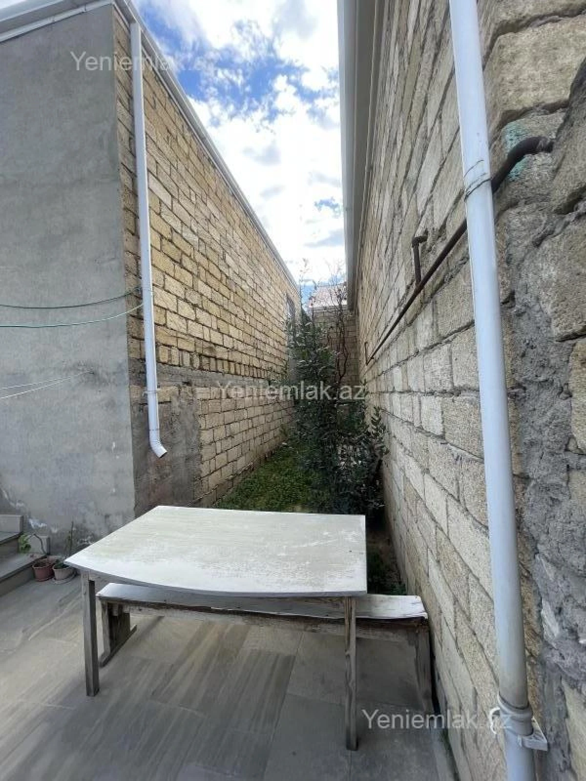 Satılır 3 otaqlı həyət evi 80 m²