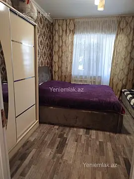Satılır 4 otaqlı köhnə tikili 90 m²