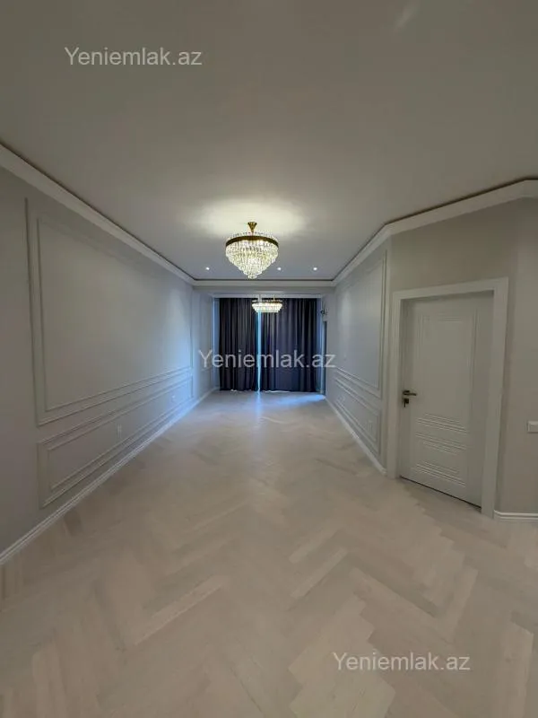 Satılır 2 otaqlı yeni tikili 77 m²