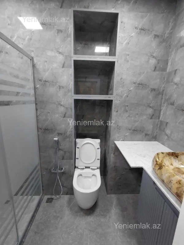 Satılır 2 otaqlı yeni tikili 65 m²