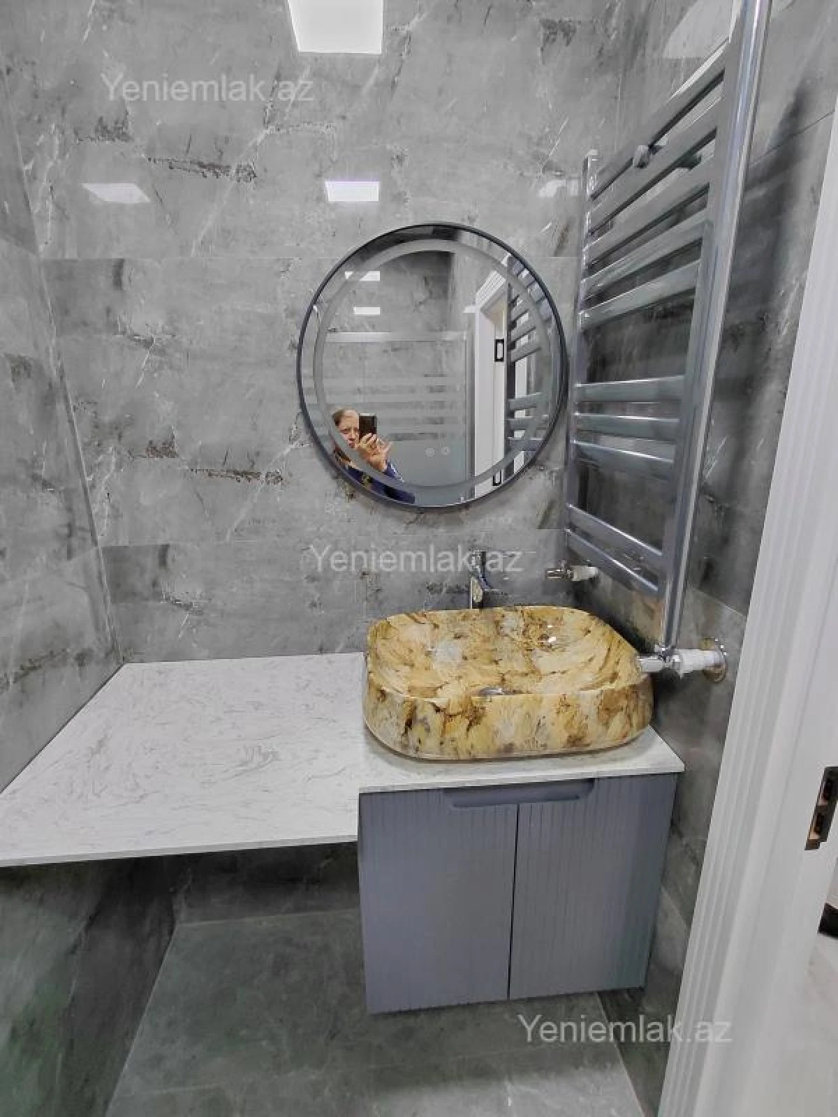 Satılır 2 otaqlı yeni tikili 65 m²