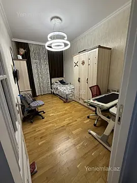 Satılır 3 otaqlı yeni tikili 65 m²