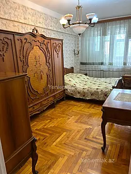 Satılır 3 otaqlı köhnə tikili 65 m²