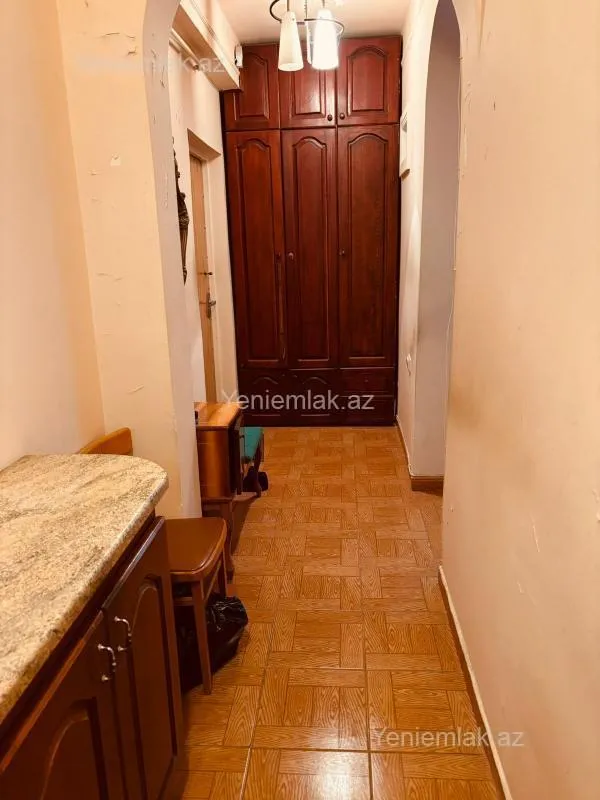 Satılır 3 otaqlı köhnə tikili 65 m²