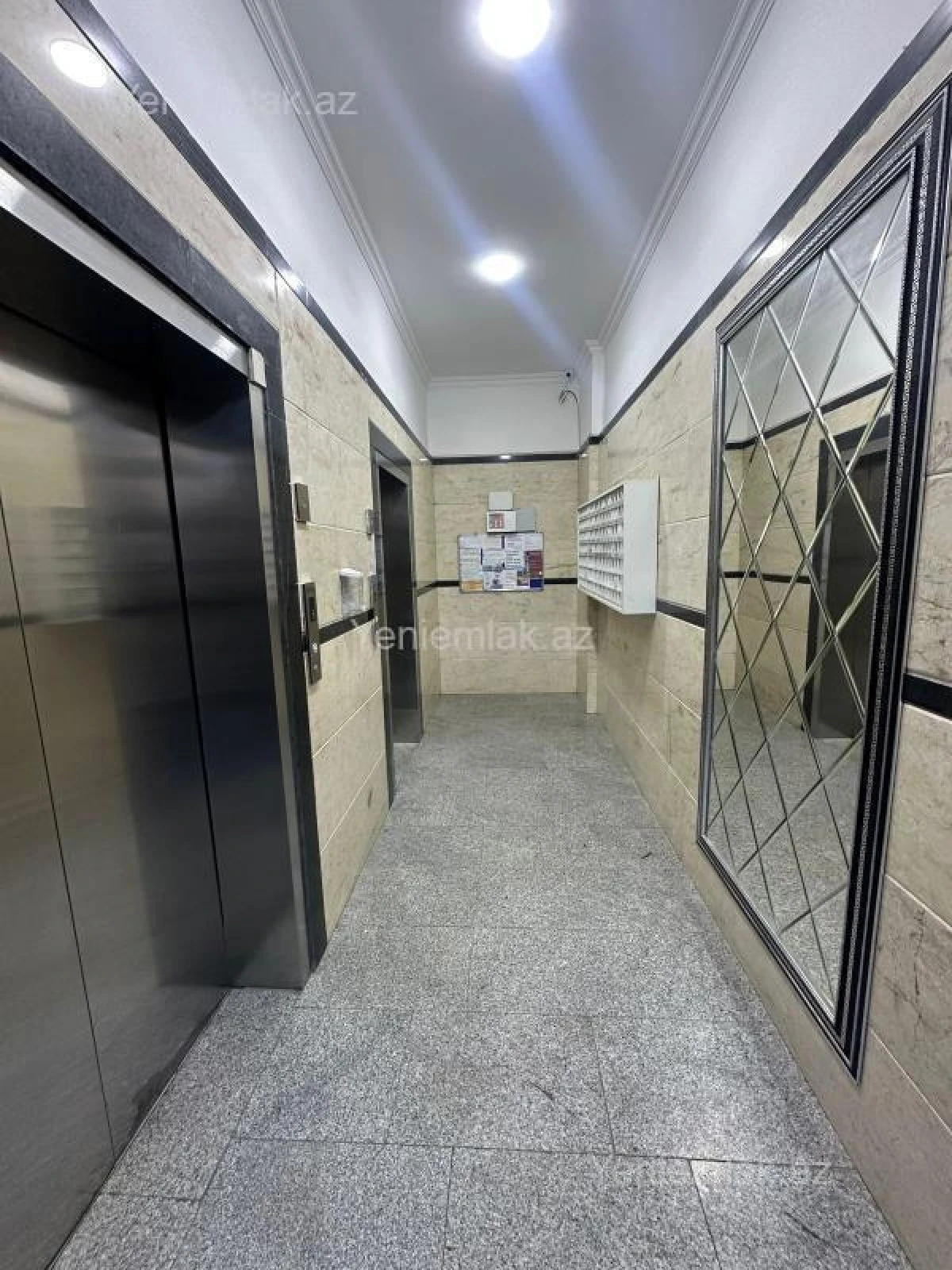 Satılır 2 otaqlı yeni tikili 75 m²