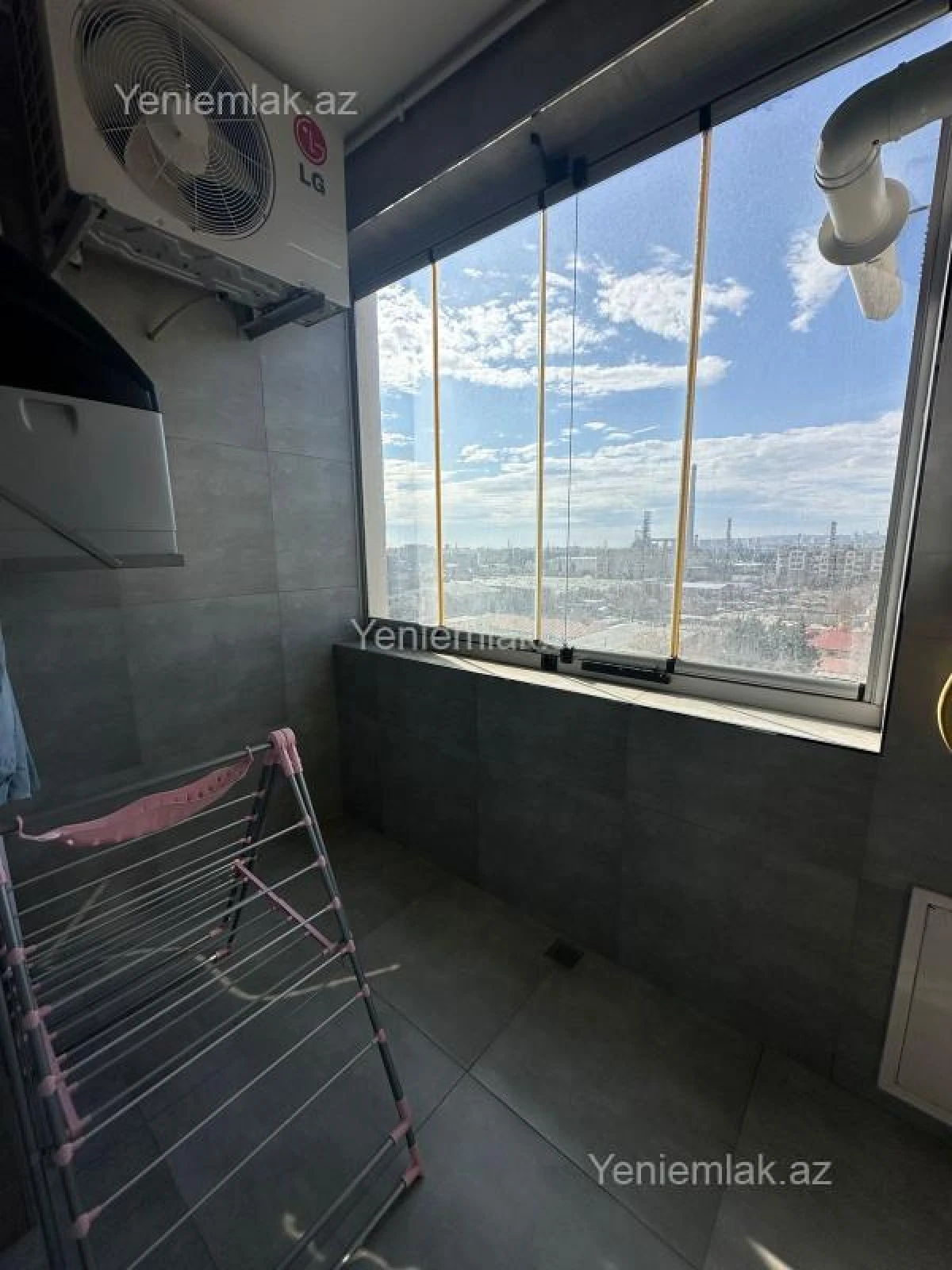 Satılır 2 otaqlı yeni tikili 75 m²
