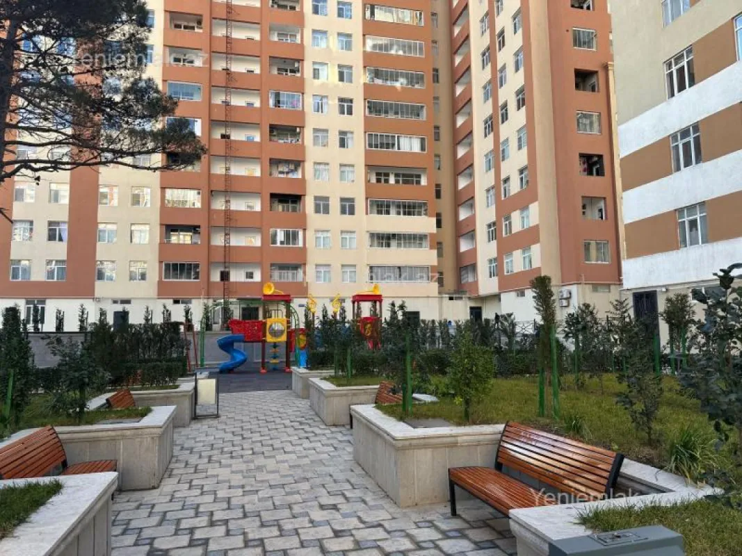 Satılır 2 otaqlı yeni tikili 75 m²