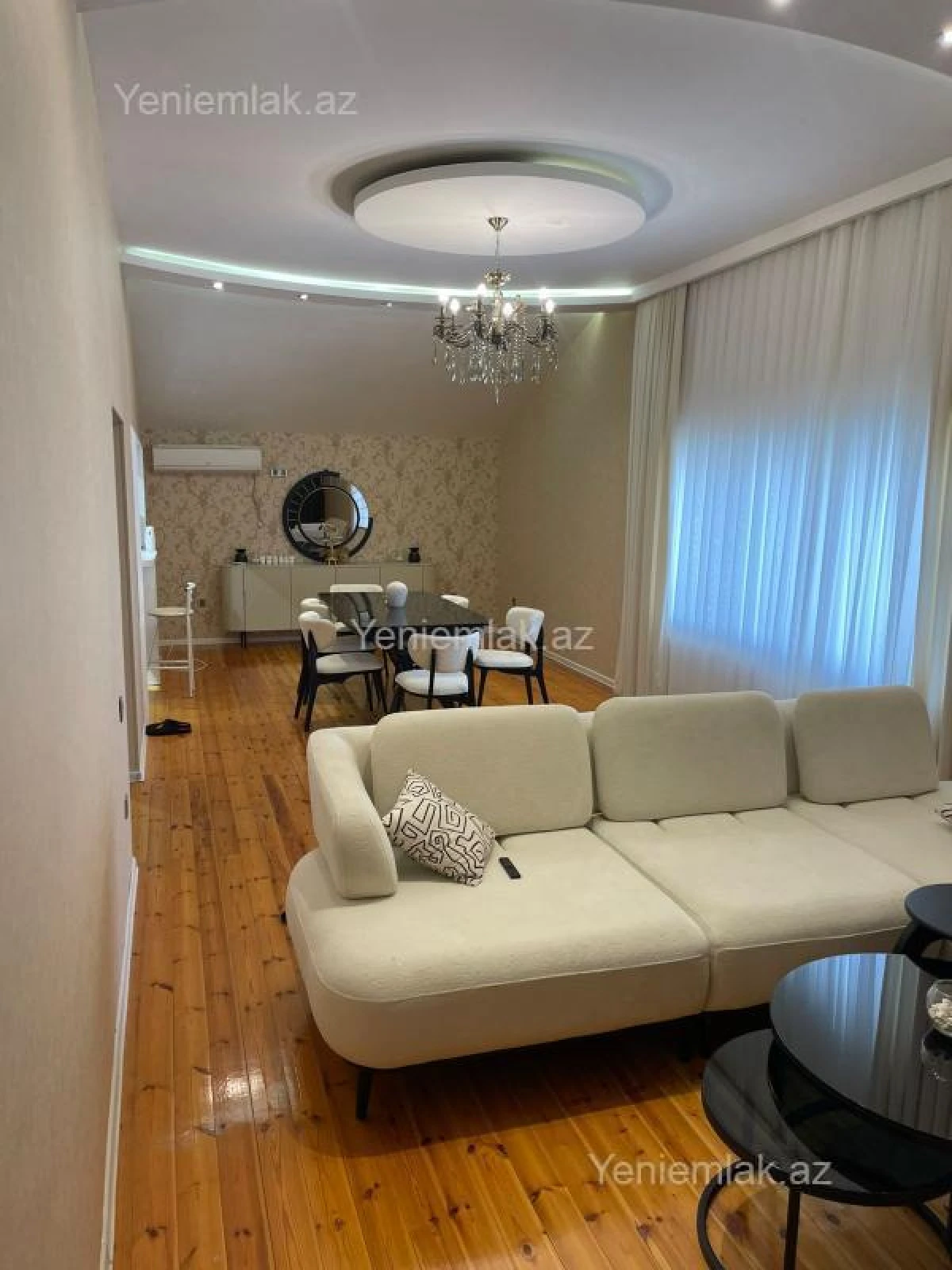 Satılır 6 otaqlı həyət evi 240 m²