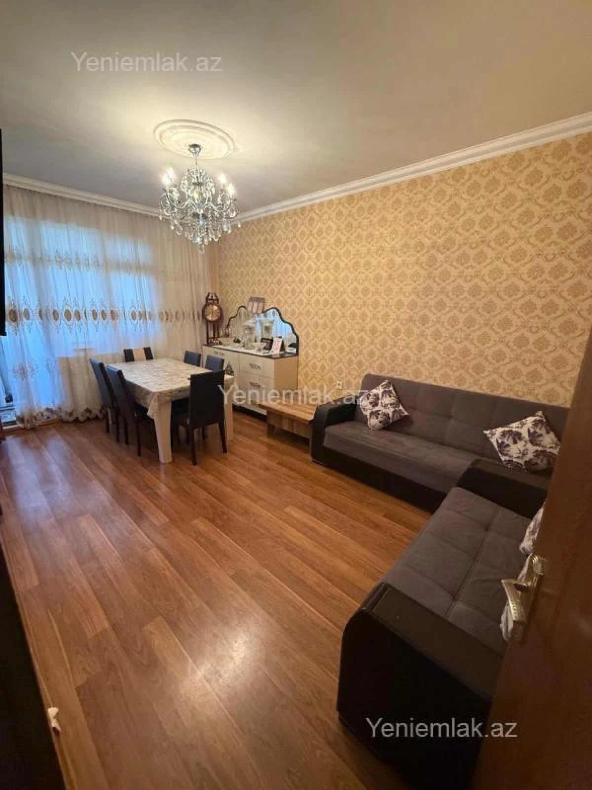 Satılır 3 otaqlı köhnə tikili 75 m²