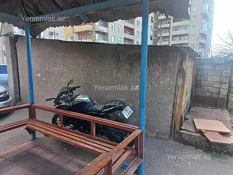 Satılır qaraj 18 m²