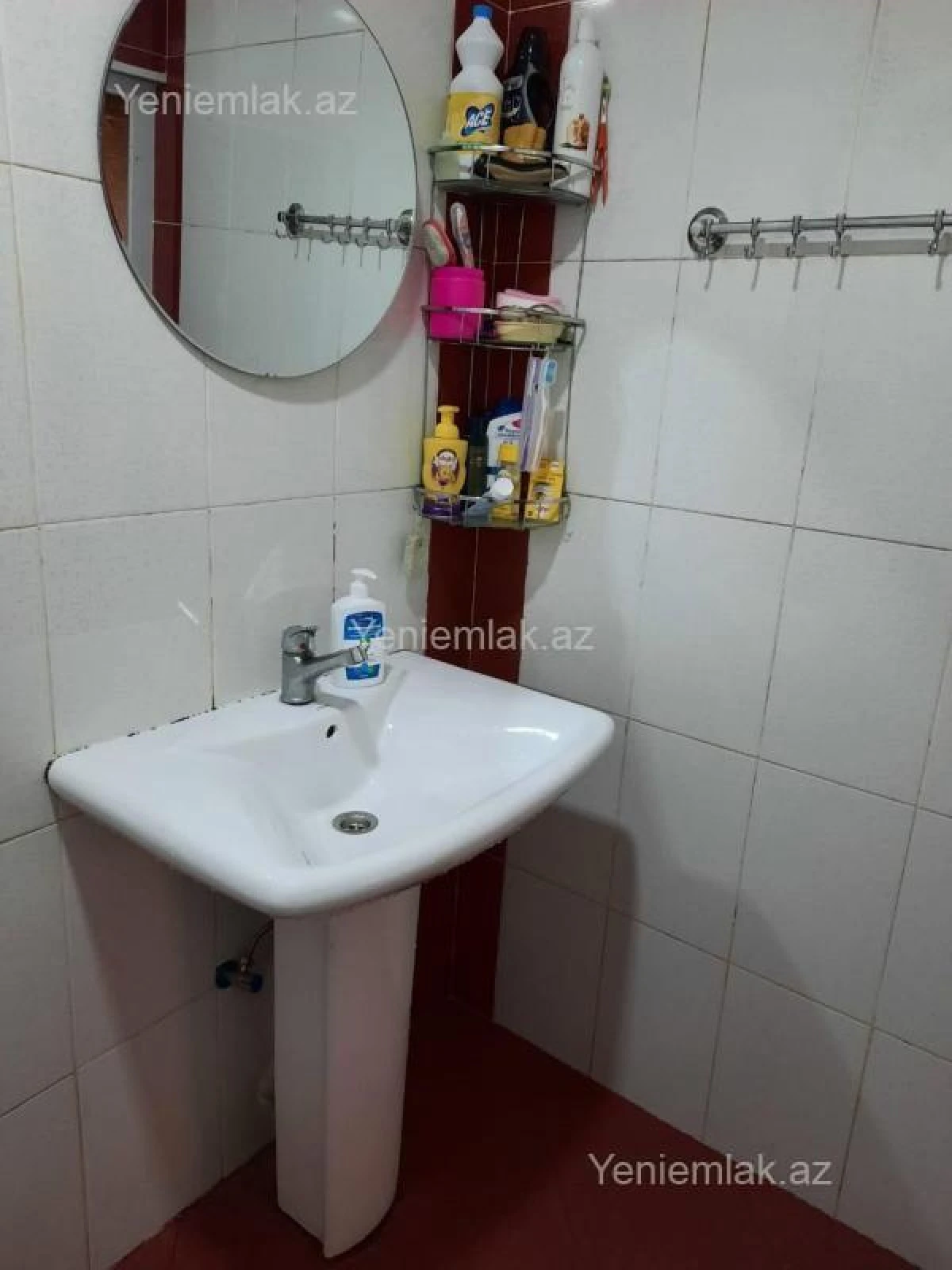 Satılır 2 otaqlı köhnə tikili 54 m²