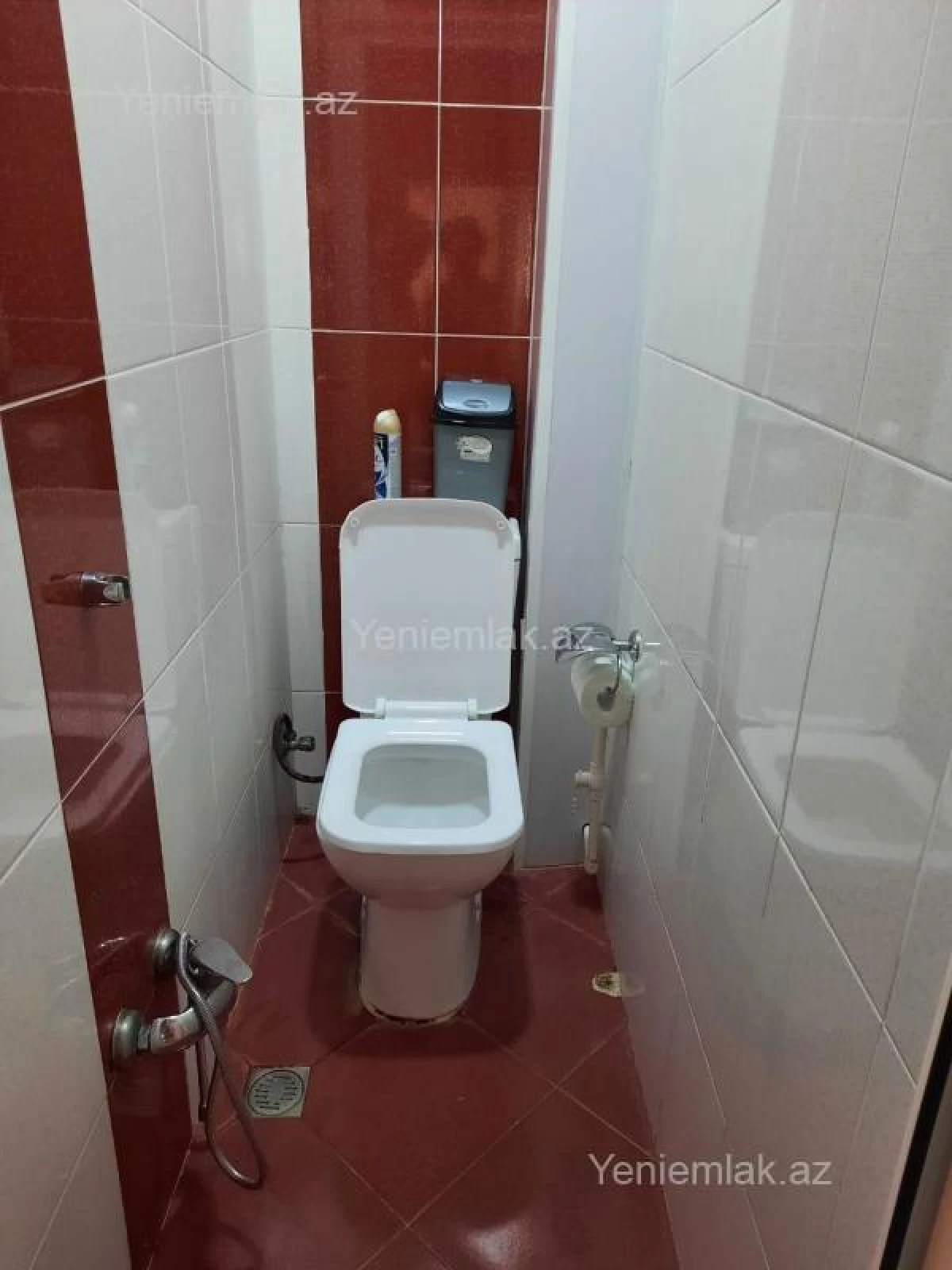 Satılır 2 otaqlı köhnə tikili 54 m²