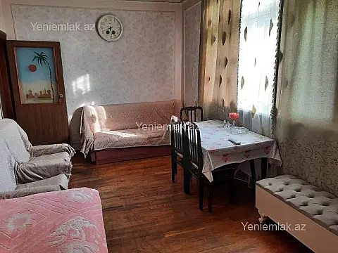 Satılır 2 otaqlı köhnə tikili 54 m²