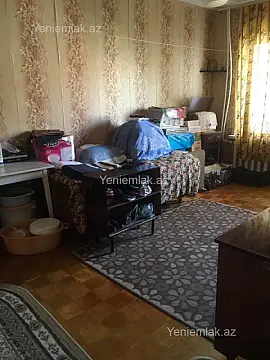 Satılır 4 otaqlı köhnə tikili 100 m²