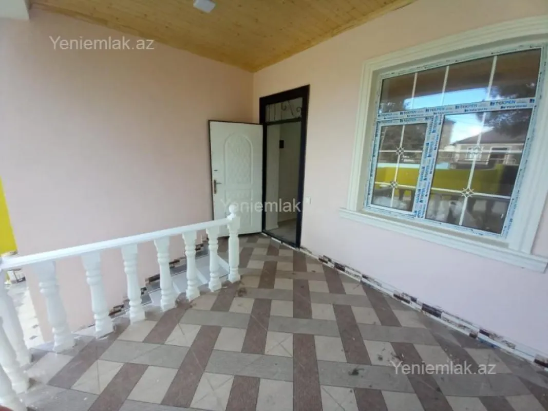 Satılır 4 otaqlı həyət evi 108 m²