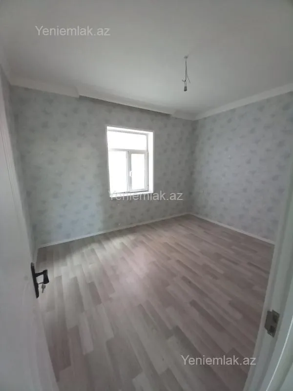 Satılır 4 otaqlı həyət evi 108 m²