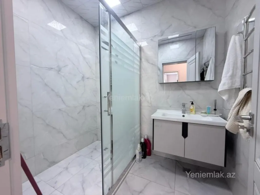 Satılır 2 otaqlı yeni tikili 85 m²
