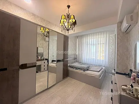 Satılır 2 otaqlı yeni tikili 85 m²