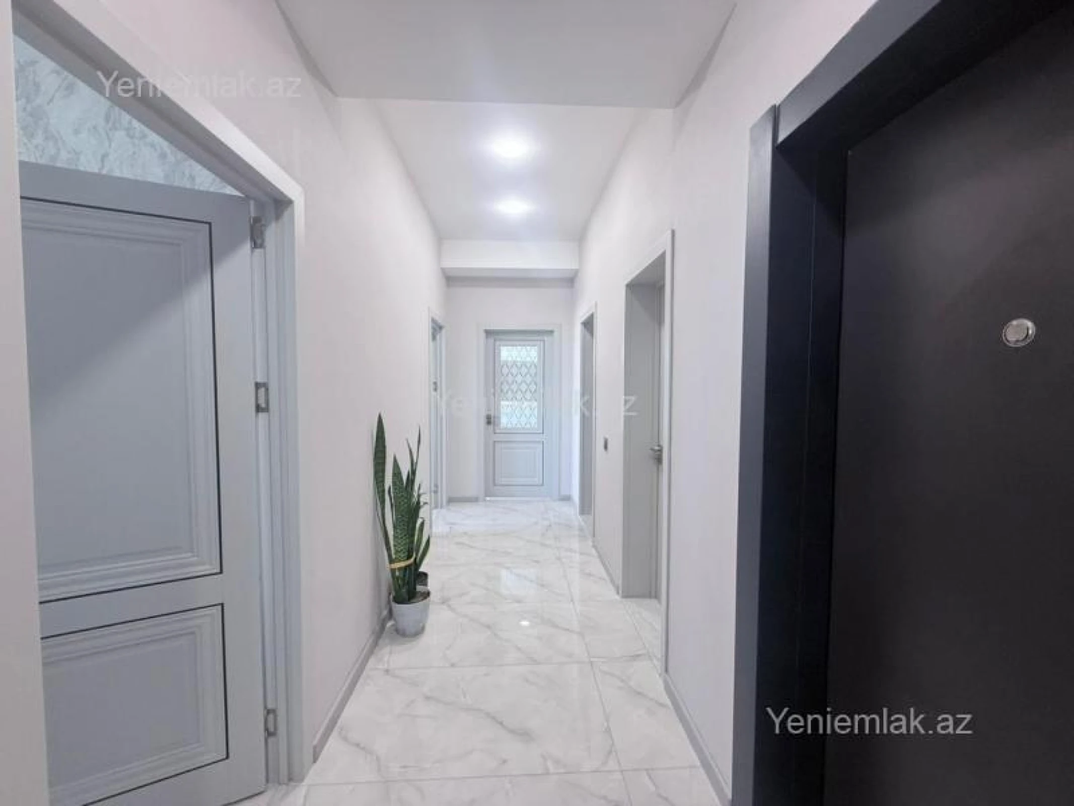 Satılır 2 otaqlı yeni tikili 85 m²