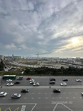 Satılır 3 otaqlı yeni tikili 200 m²