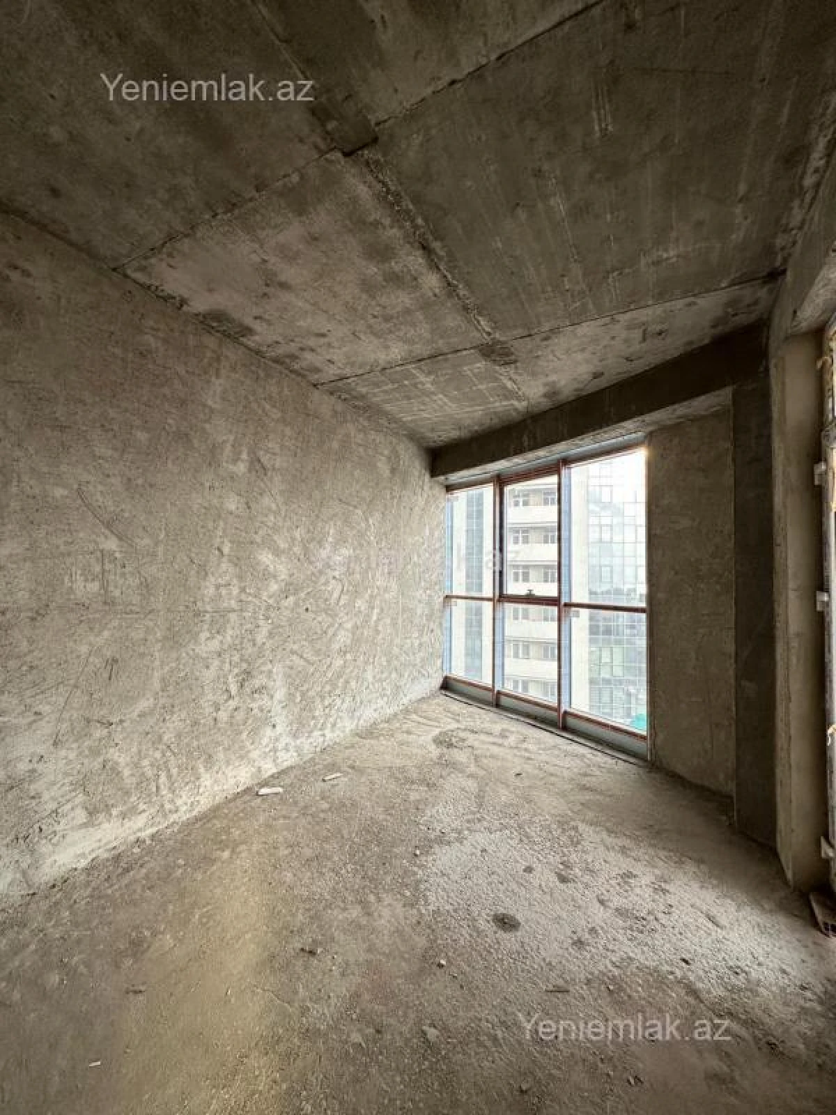 Satılır 3 otaqlı yeni tikili 200 m²