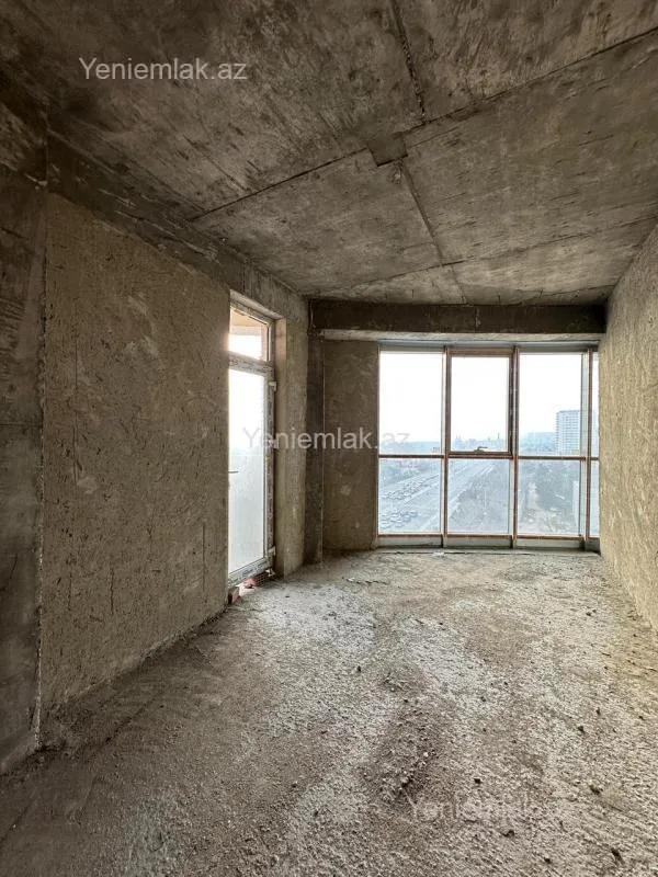 Satılır 3 otaqlı yeni tikili 200 m²