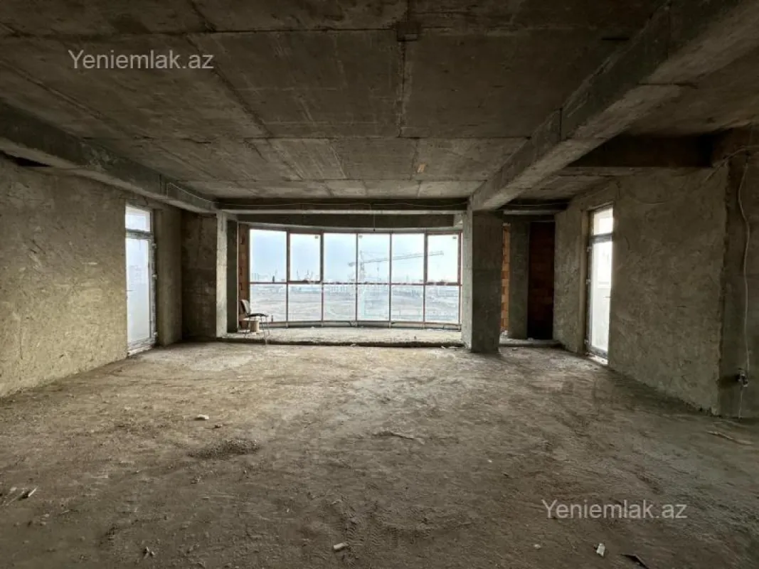 Satılır 3 otaqlı yeni tikili 200 m²