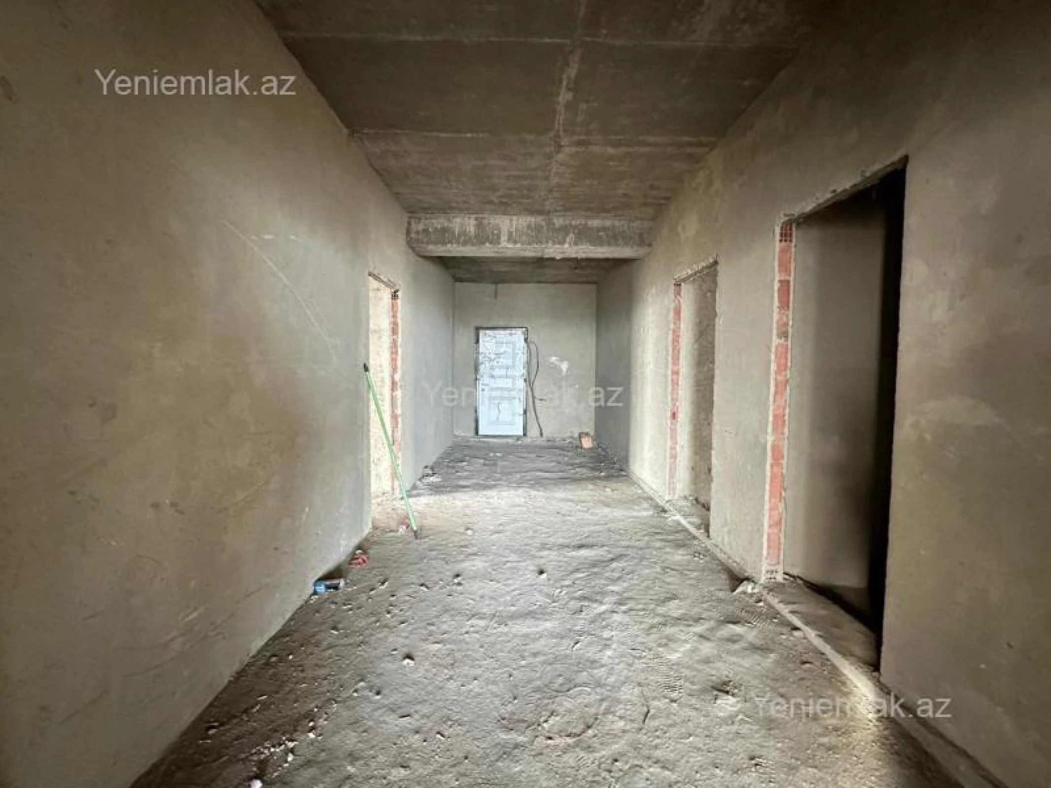 Satılır 3 otaqlı yeni tikili 200 m²