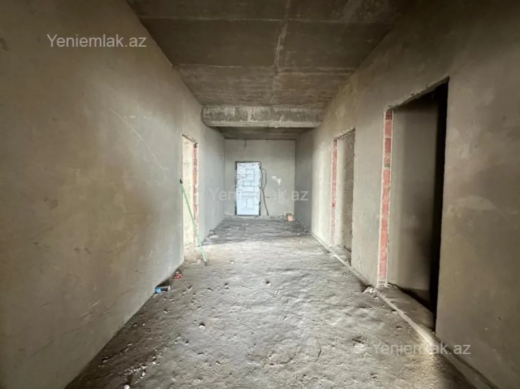 Satılır 3 otaqlı yeni tikili 200 m²