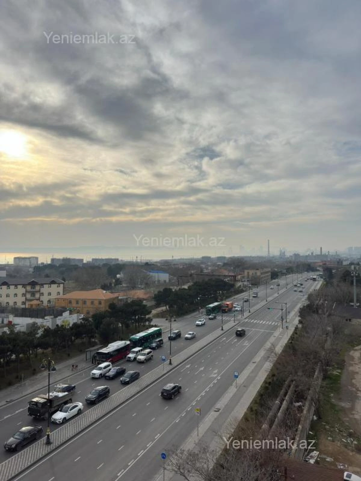 Satılır 3 otaqlı yeni tikili 200 m²