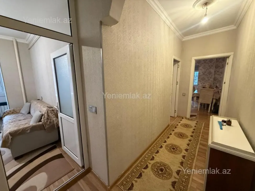 Satılır 2 otaqlı köhnə tikili 60 m²
