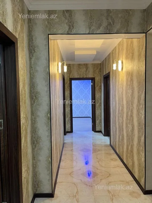 Satılır 5 otaqlı köhnə tikili 120 m²