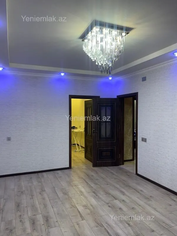 Satılır 5 otaqlı köhnə tikili 120 m²