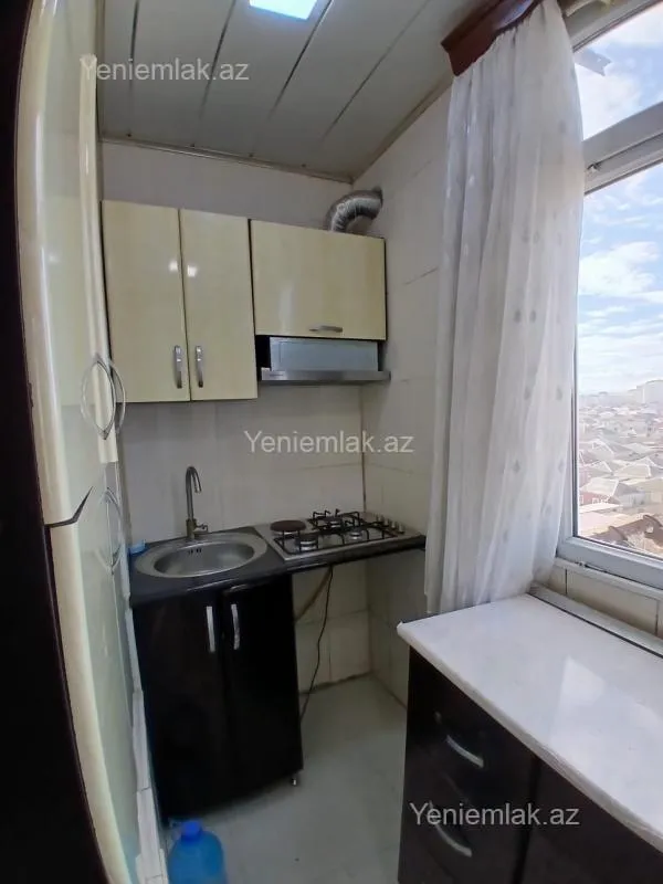 Satılır 3 otaqlı köhnə tikili 65 m²