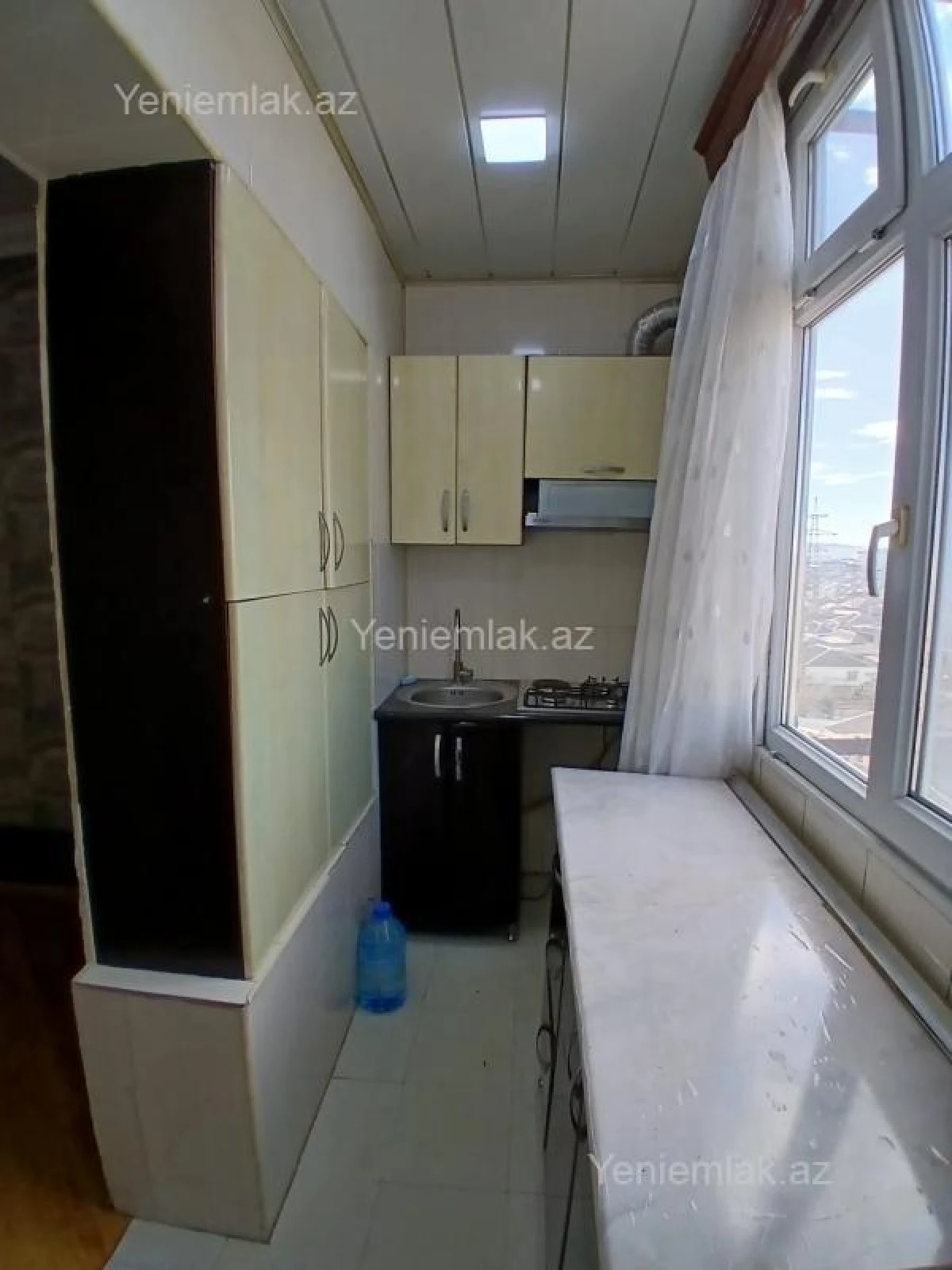 Satılır 3 otaqlı köhnə tikili 65 m²