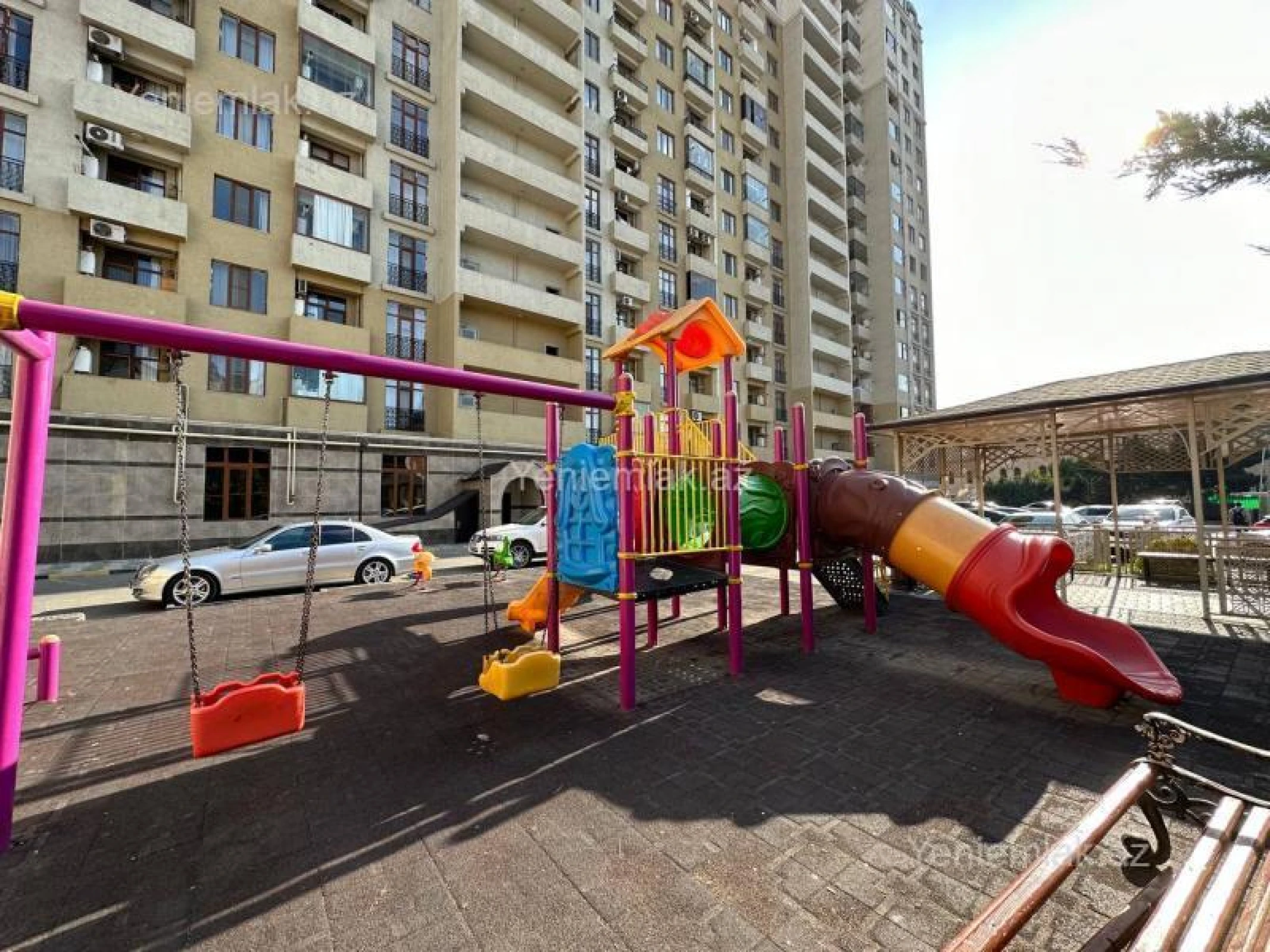 Satılır 2 otaqlı yeni tikili 55 m²