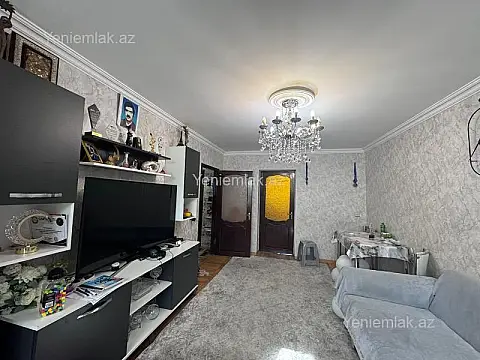 Satılır 3 otaqlı köhnə tikili 75 m²