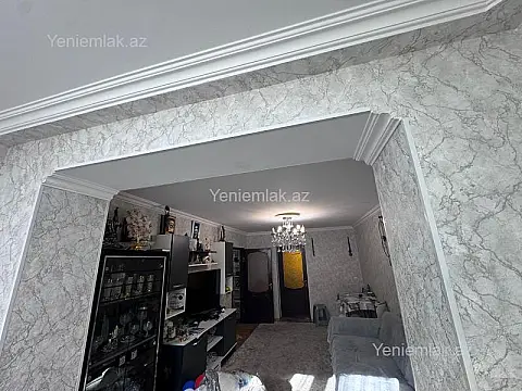Satılır 3 otaqlı köhnə tikili 75 m²