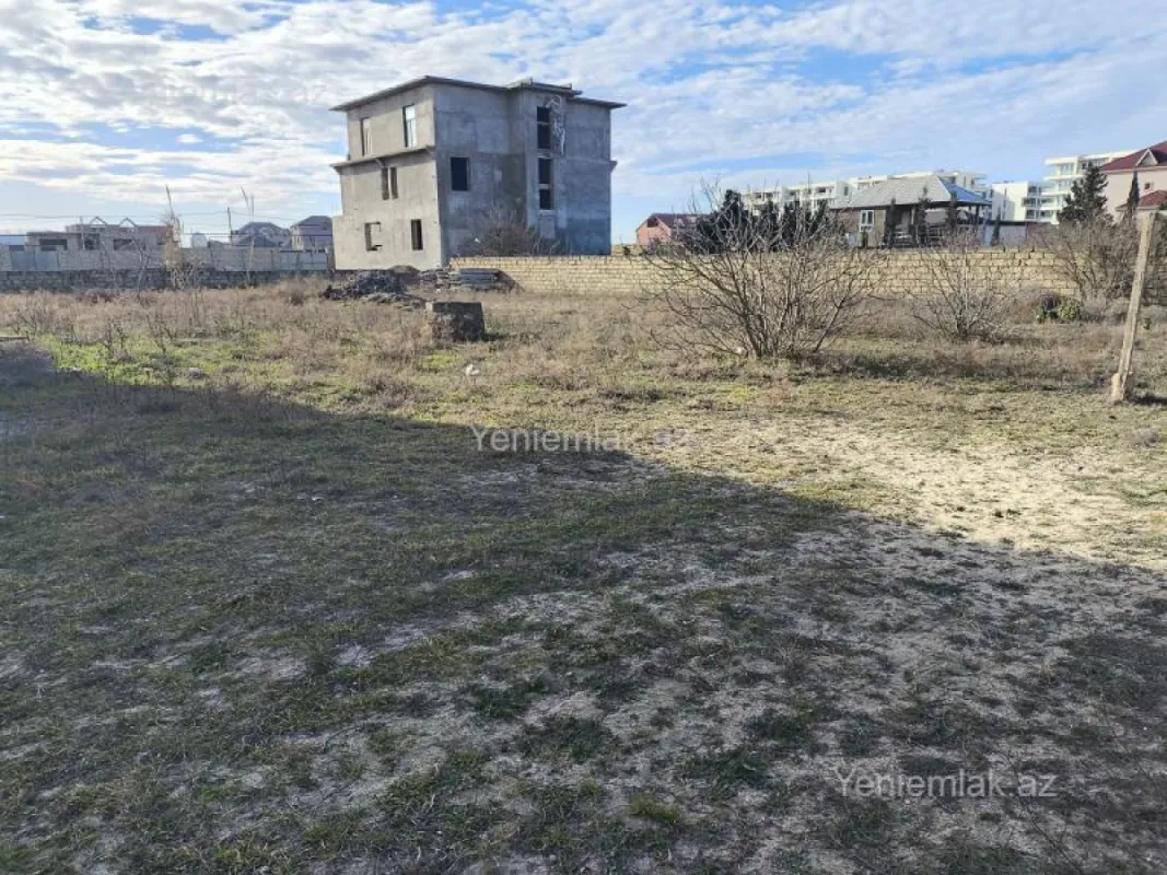 Satılır 7 otaqlı həyət evi 210 m²