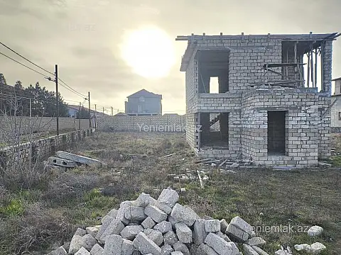 Satılır 7 otaqlı həyət evi 210 m²